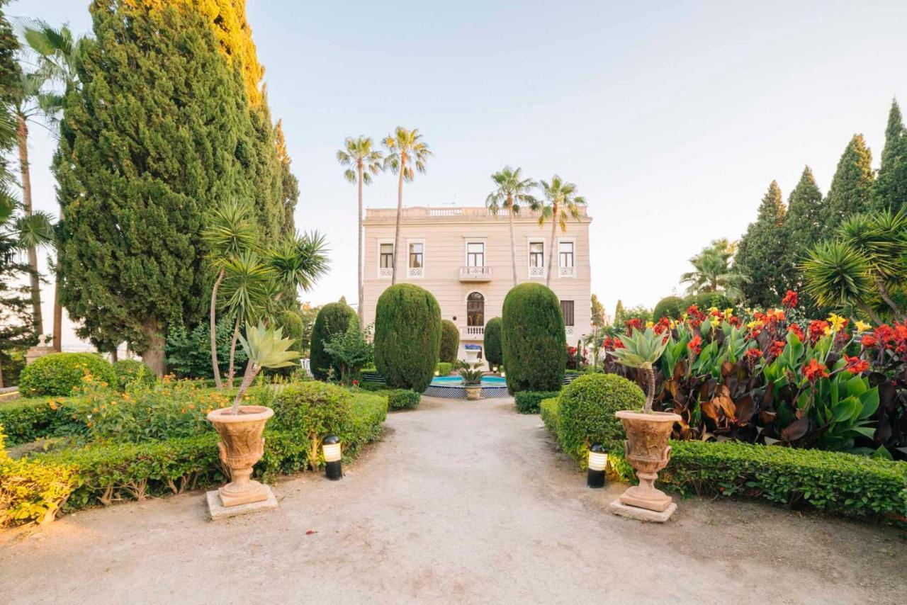 Casa De Los Bates Motril Esterno foto